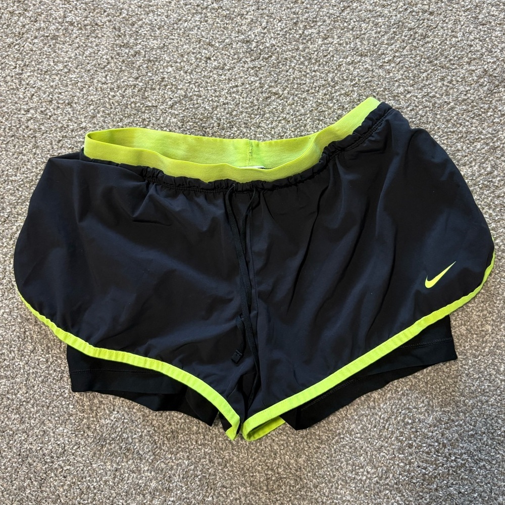 Nike Dri Fit Shorts Small Black Green Layered Running Gym Athletic Size‎ Medium